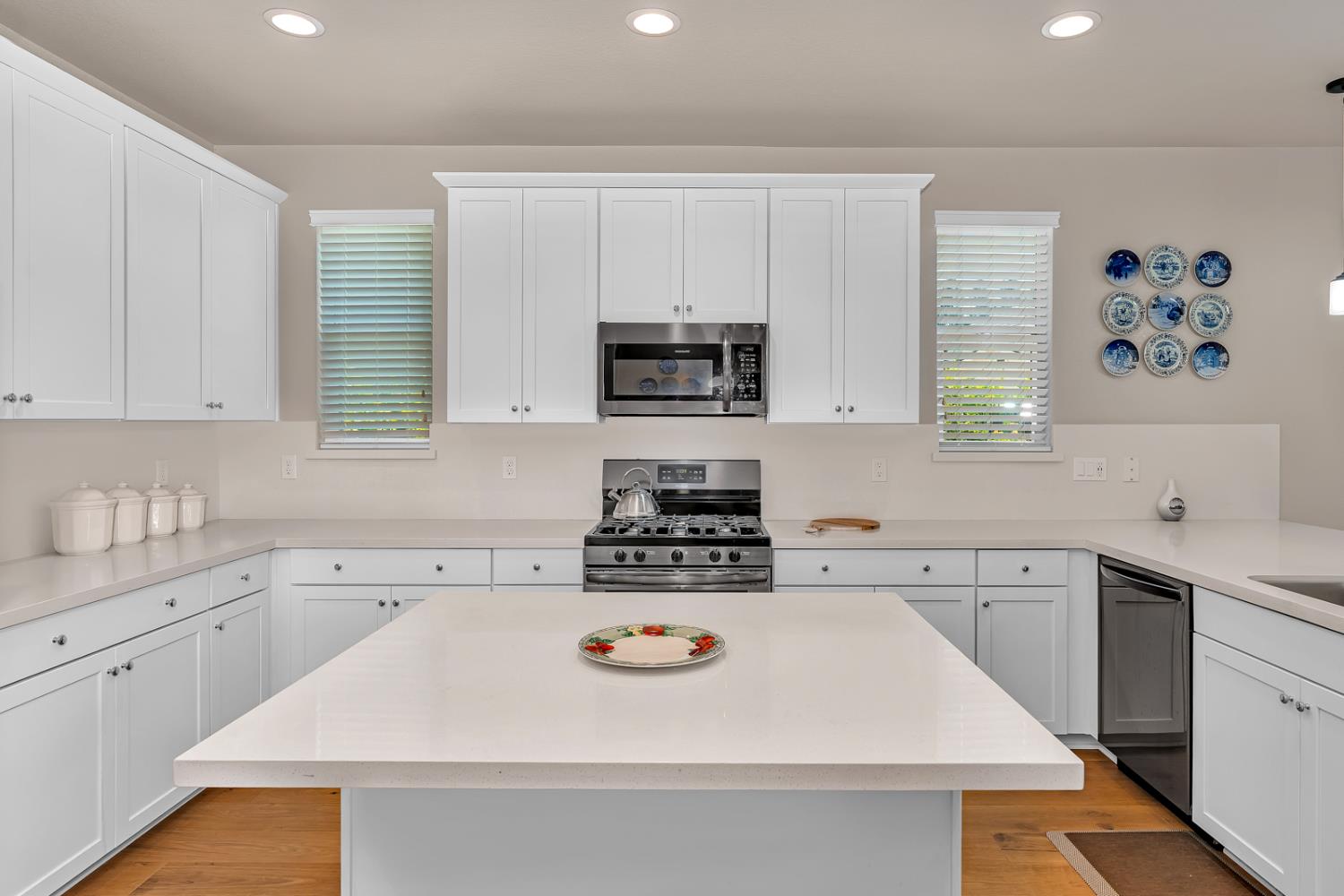3559 Sunstone Court Merced, CA 95340 - Photo 17 of 59