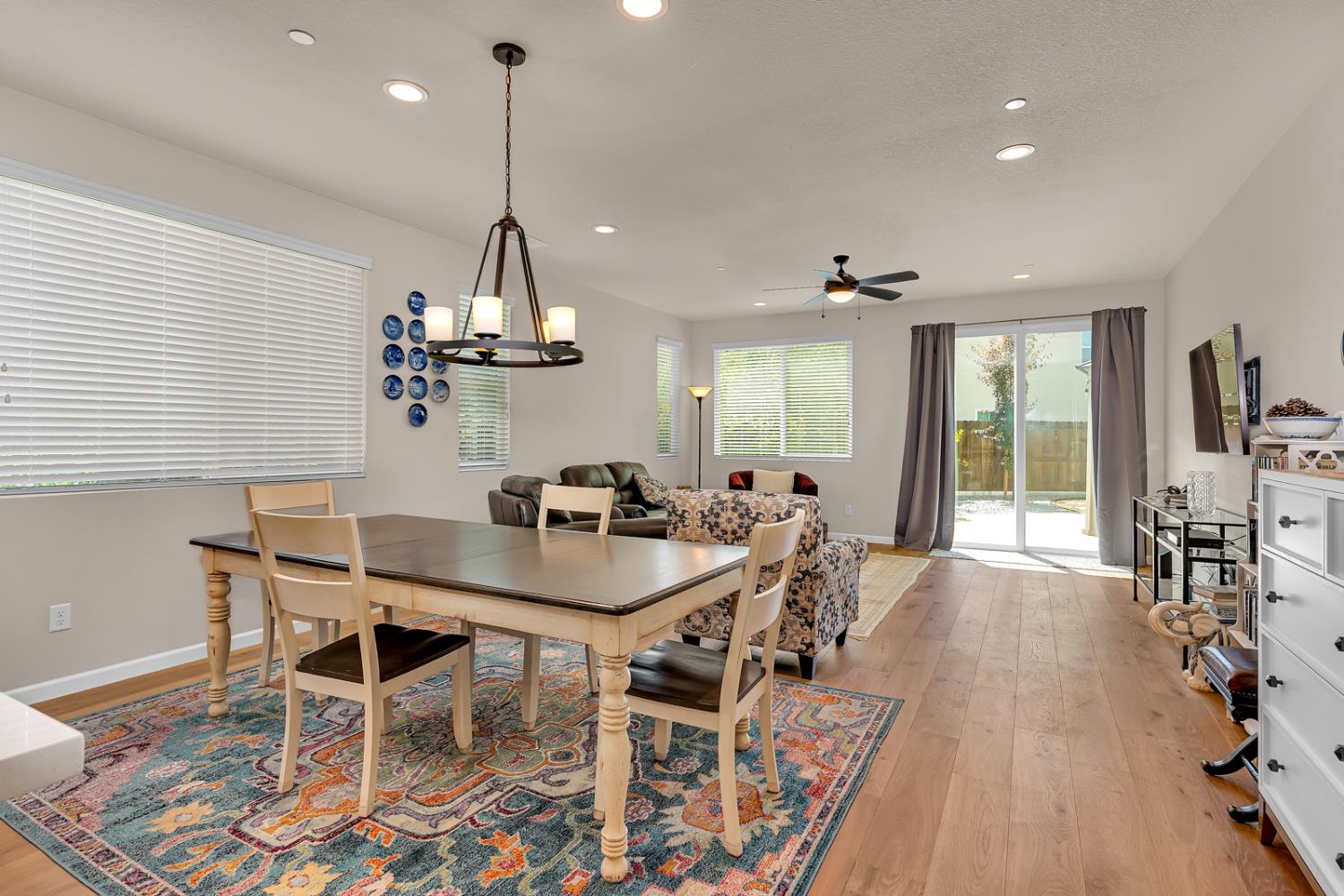 3559 Sunstone Court Merced, CA 95340 - Photo 22 of 59