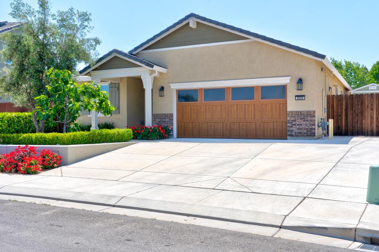 3559 Sunstone Court Merced, CA 95340 - Photo 5 of 59