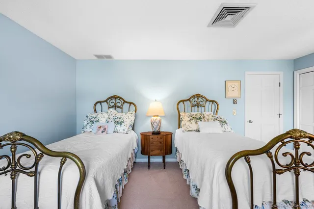 $639,000 | 100 Dudley Avenue, Unit H43, Old Saybrook, CT 06475