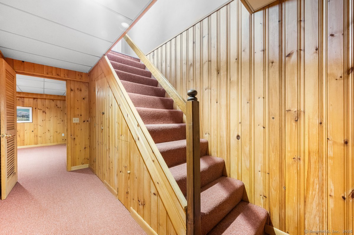100 Dudley Avenue, Unit H43 Old Saybrook, CT 06475 - Photo 24 of 35 a view of an entryway
