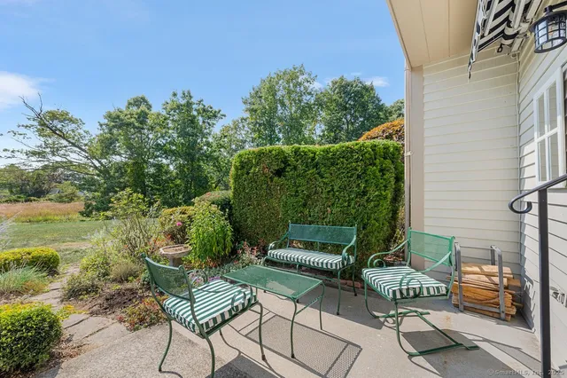 $639,000 | 100 Dudley Avenue, Unit H43, Old Saybrook, CT 06475