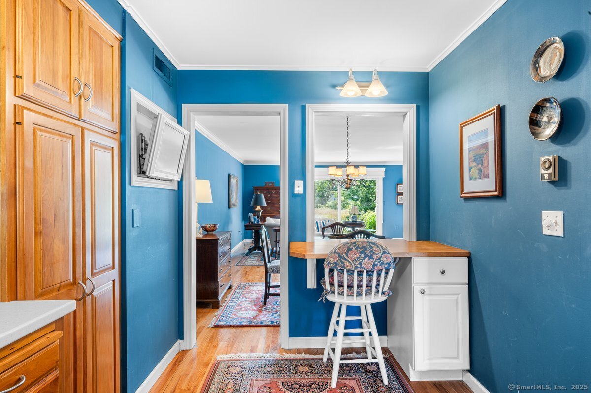 100 Dudley Avenue, Unit H43 Old Saybrook, CT 06475 - Photo 7 of 35 a living room with furniture and a window