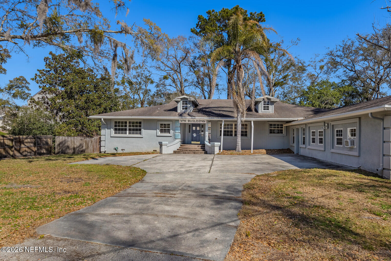 4365 Losco Road Jacksonville, FL 32257 - Photo 2 of 25 08_Front_Porch_Media_4365_Losco_Rd_08_ml