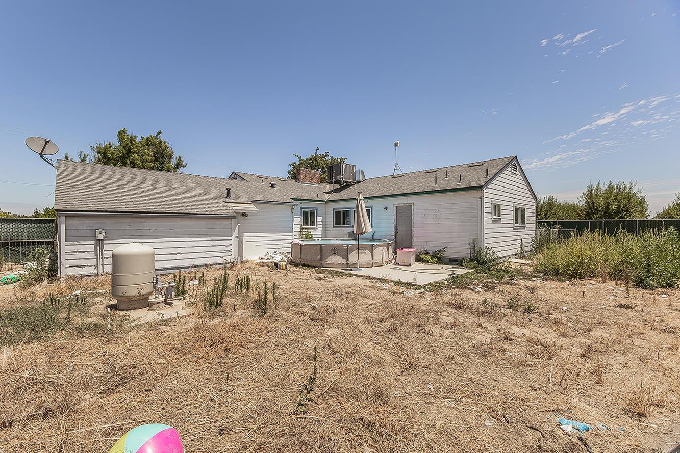 17209 East Floral Avenue Reedley, CA 93654 - Photo 27 of 48