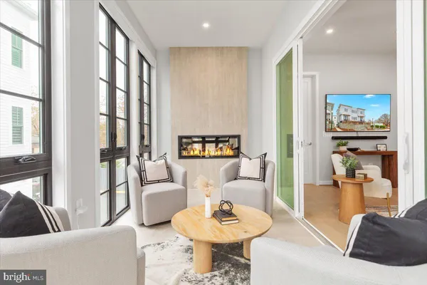 $1,698,000 | 129 Park Street Northeast, Unit B, Vienna, VA 22180