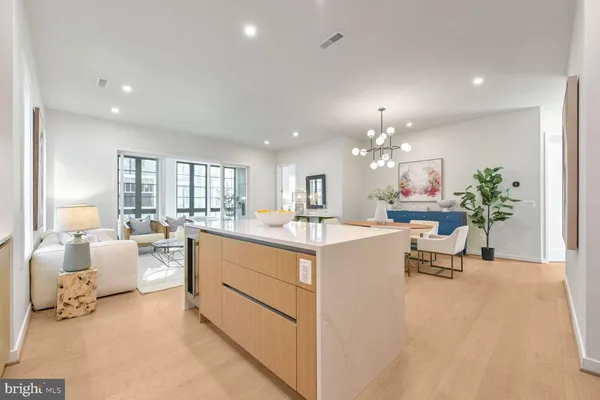 $1,698,000 | 129 Park Street Northeast, Unit B, Vienna, VA 22180