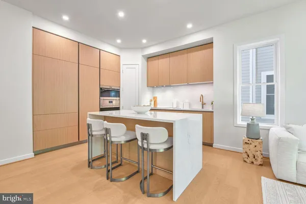 $1,698,000 | 129 Park Street Northeast, Unit B, Vienna, VA 22180