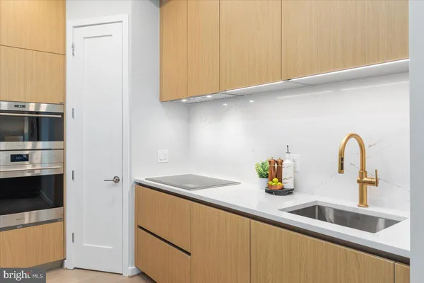 $1,698,000 | 129 Park Street Northeast, Unit B, Vienna, VA 22180