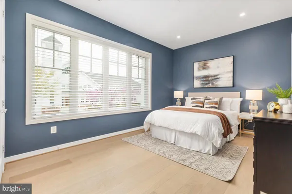 $1,698,000 | 129 Park Street Northeast, Unit B, Vienna, VA 22180