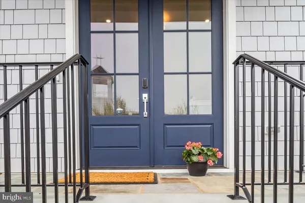 $1,698,000 | 129 Park Street Northeast, Unit B, Vienna, VA 22180