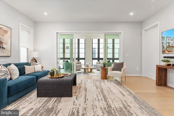 $1,698,000 | 129 Park Street Northeast, Unit B, Vienna, VA 22180