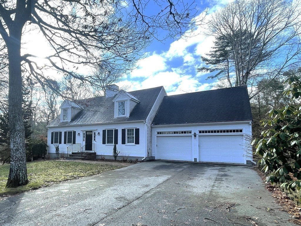 25 Wedgewood Drive Barnstable, MA 02632 - Photo 2 of 20 a view of a house with a yard and tree s