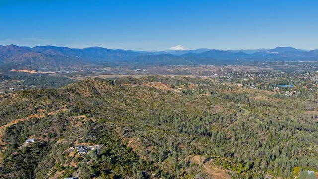 $775,000 | Rattlesnake Drive, Redding, CA 96001