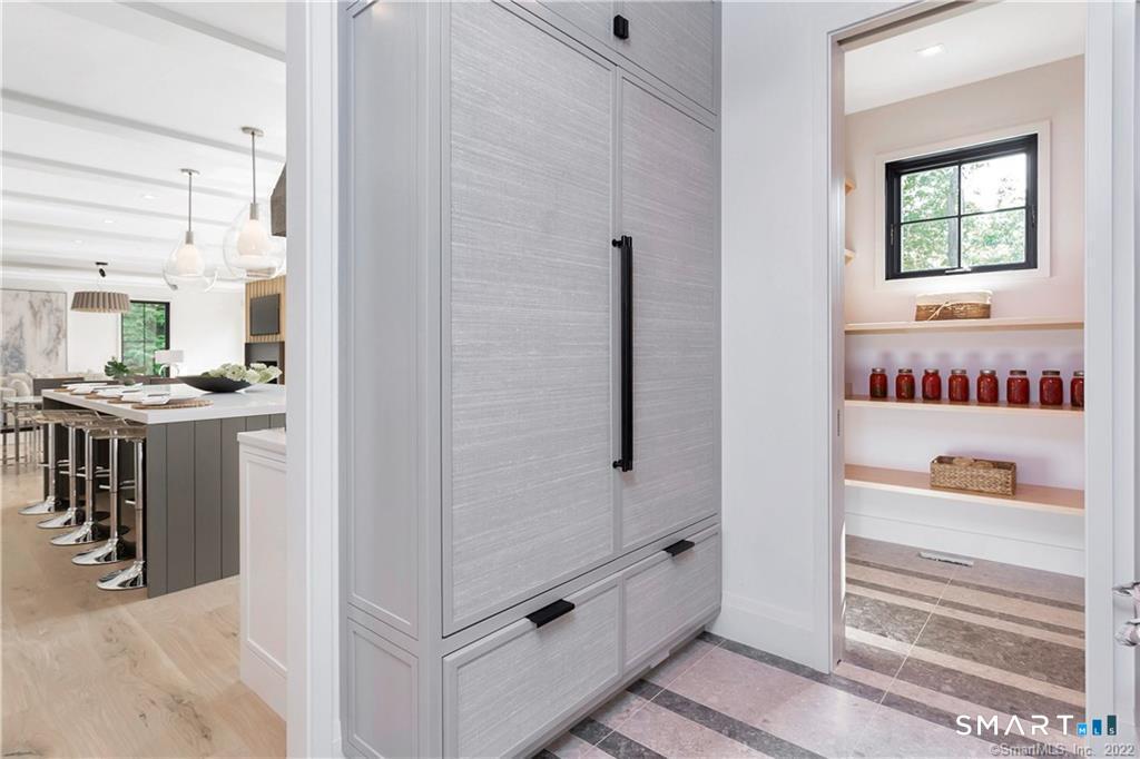 148 Douglas Road New Canaan, CT 06840 - Photo 20 of 39