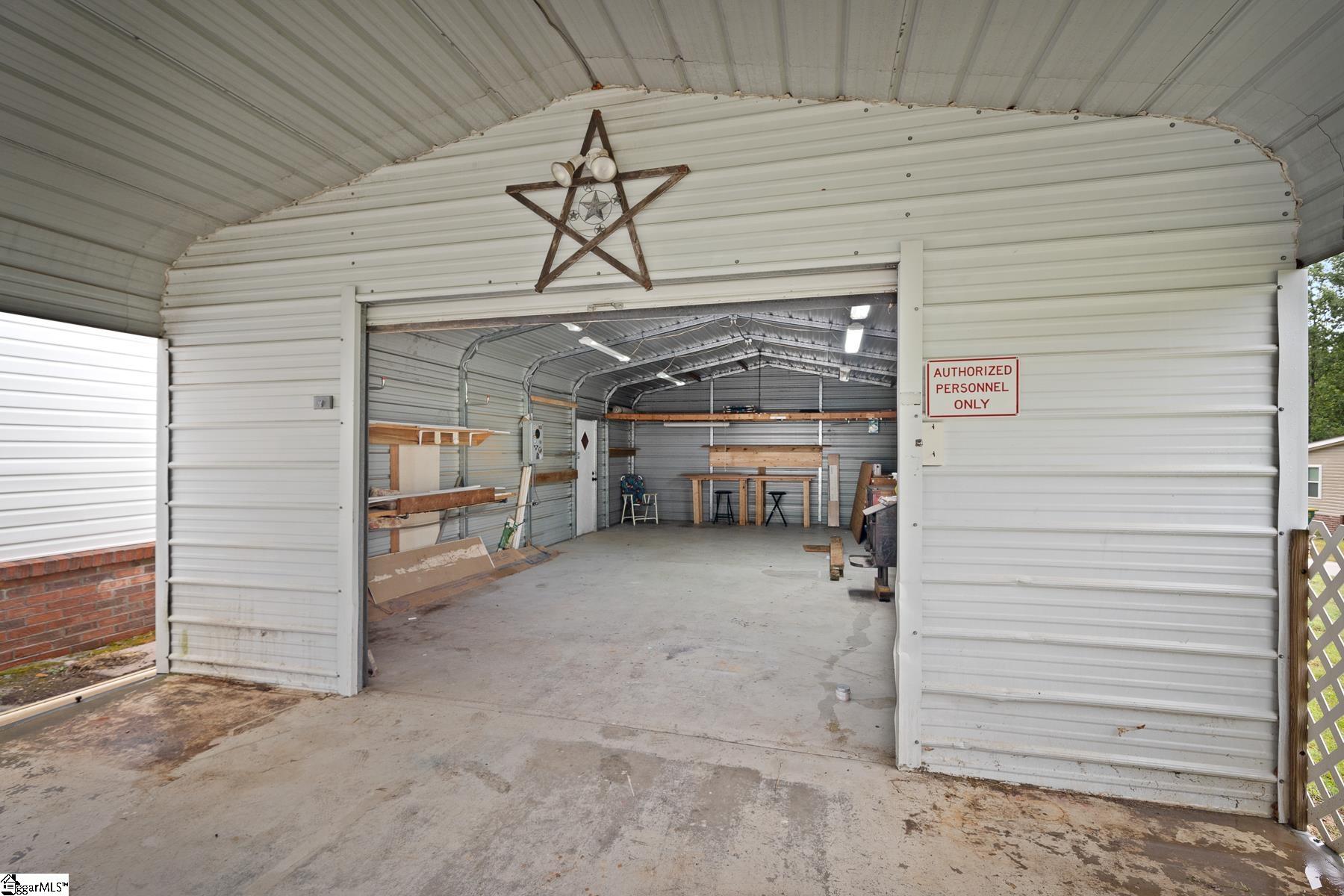 414 Putman Road Fountain Inn, SC 29644 - Photo 3 of 21 Gallery Image 3