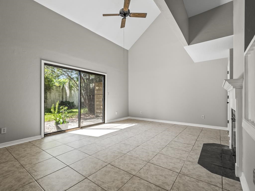 1904 Miccosukee Road, Unit 21 Tallahassee, FL 32308 - Photo 12 of 38