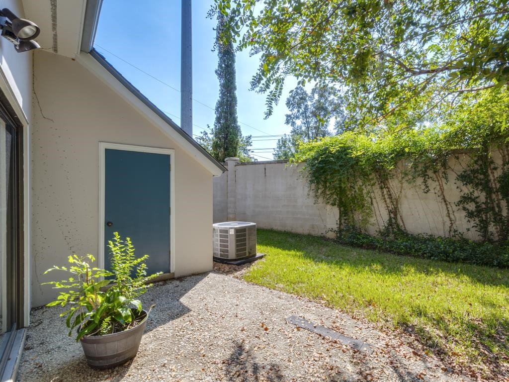 1904 Miccosukee Road, Unit 21 Tallahassee, FL 32308 - Photo 34 of 38