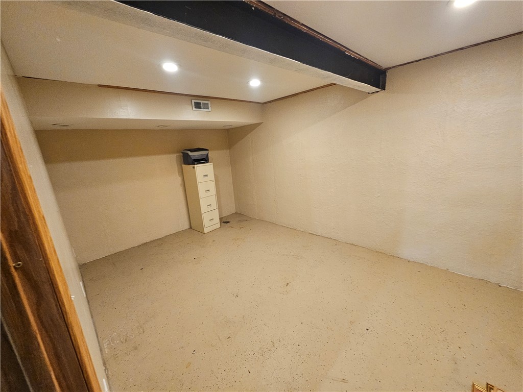 3998 Willowcrest Road Beavercreek, OH 45430 - Photo 33 of 41 This spacious unfinished basement offers versatile potential for storage or future customization.