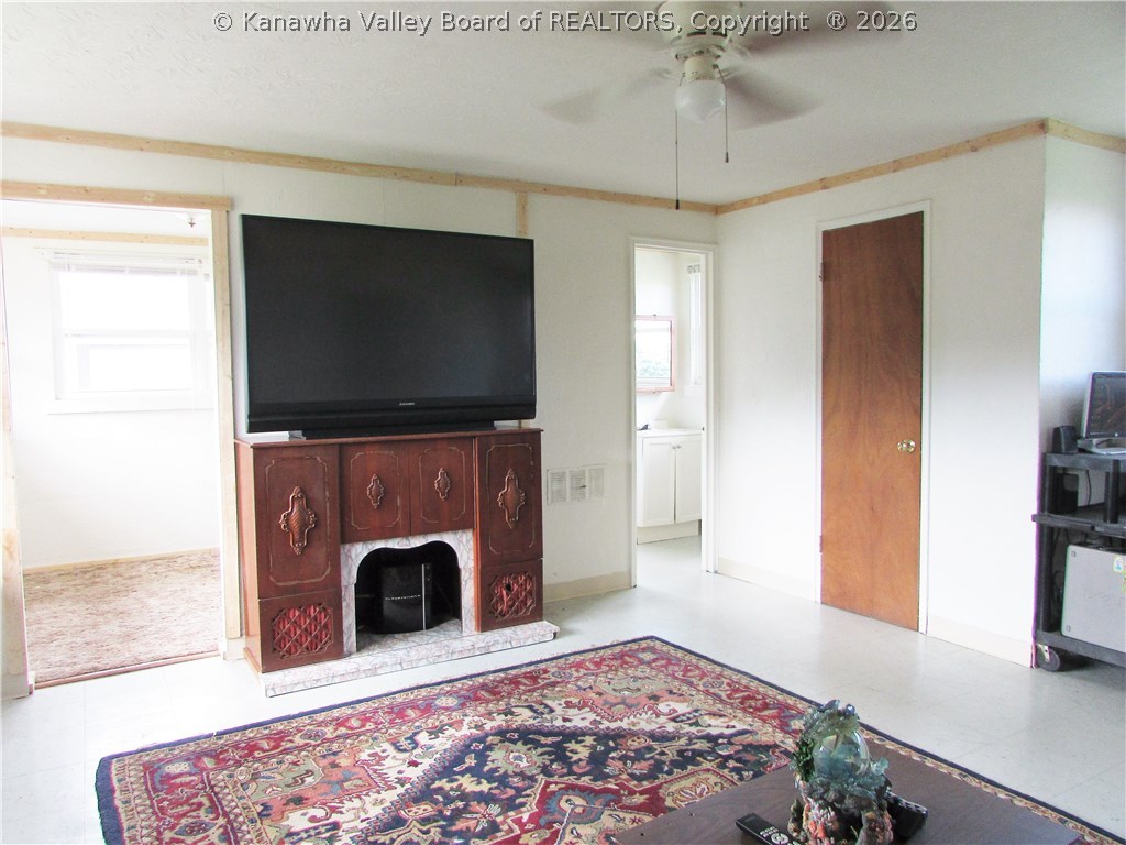 402 A Winfield Road St. Albans, WV 25177 - Photo 5 of 13 Gallery Image 5