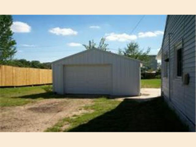 2720 Melrose Street Southeast Rochester, MN 55904 - Photo 6 of 7 Gallery Image 6