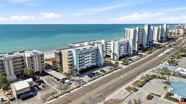 $659,900 | 14900 Gulf Boulevard, Unit 304, Madeira Beach, FL 33708