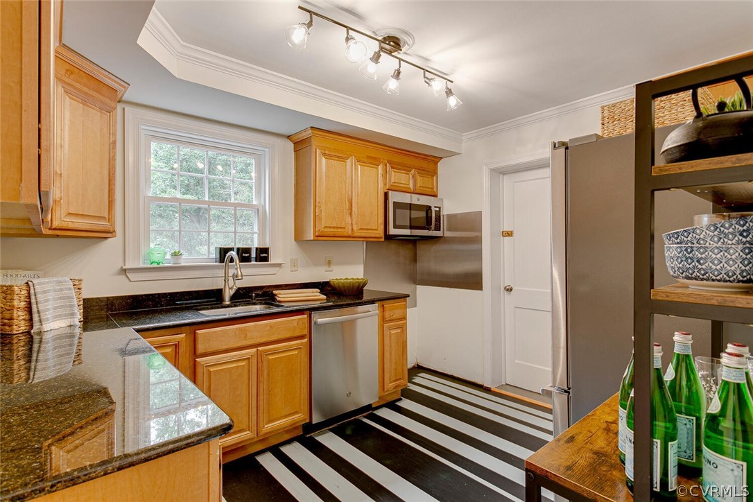 5814 West Rois Road Richmond, VA 23227 - Photo 13 of 27 Gallery Image 13