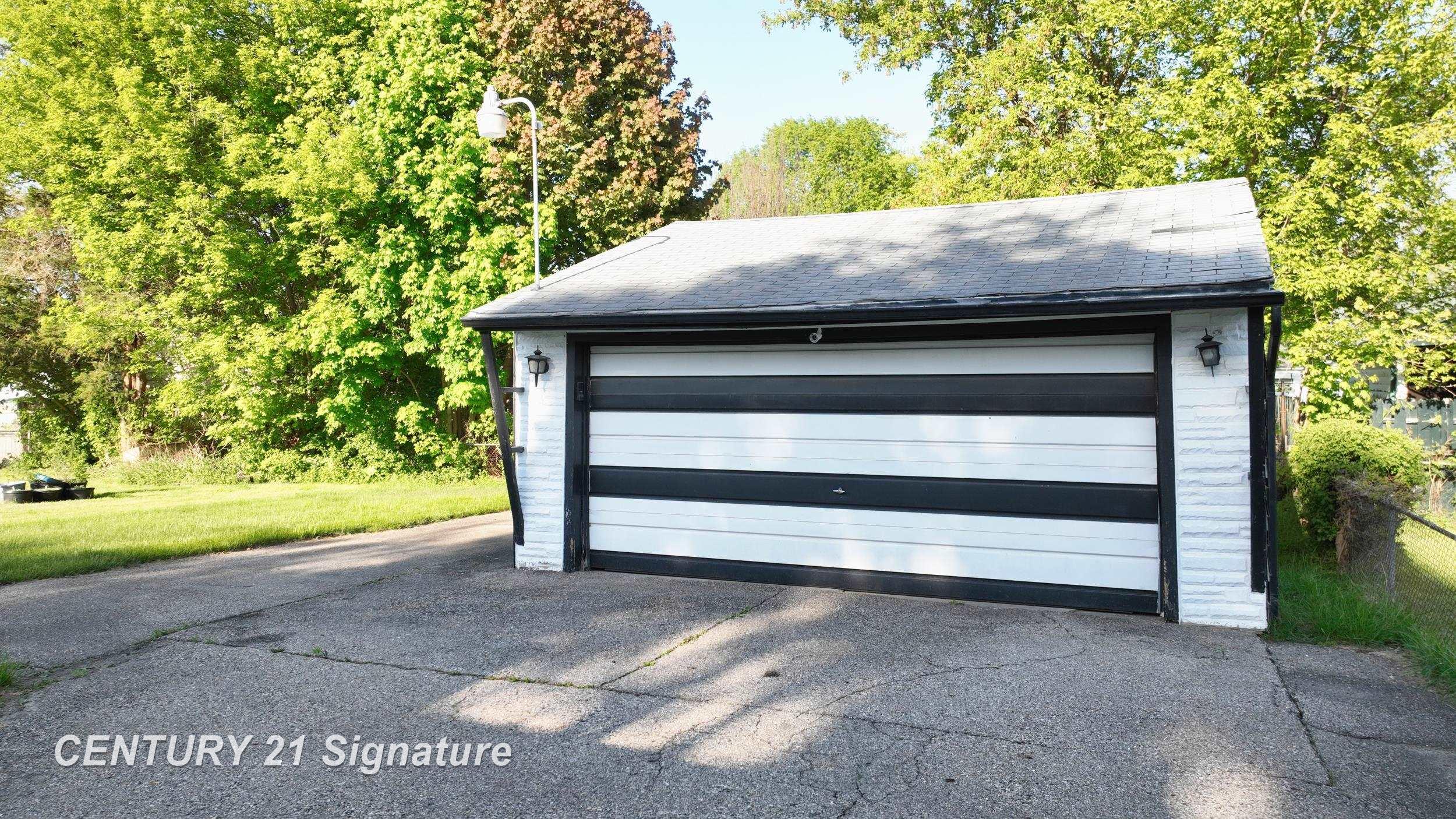 1847 Barks Street Flint, MI 48503 - Photo 33 of 51