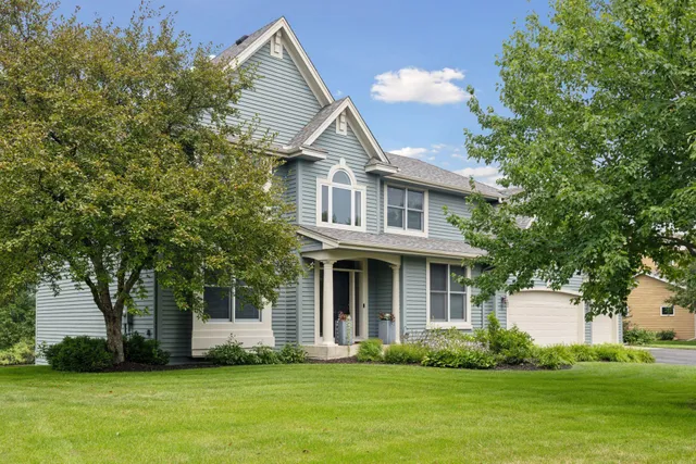 $825,000 | 820 Foxberry Farms Road, Medina, MN 55340