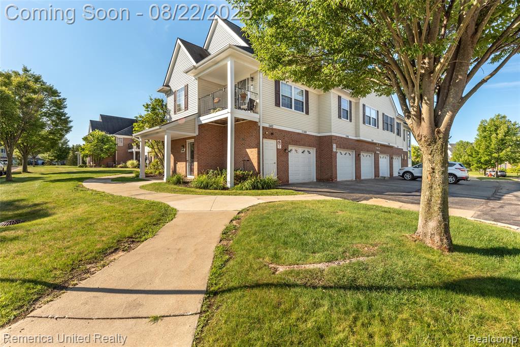 1146 Rial Lake Drive Howell, MI 48843 - Photo 5 of 46