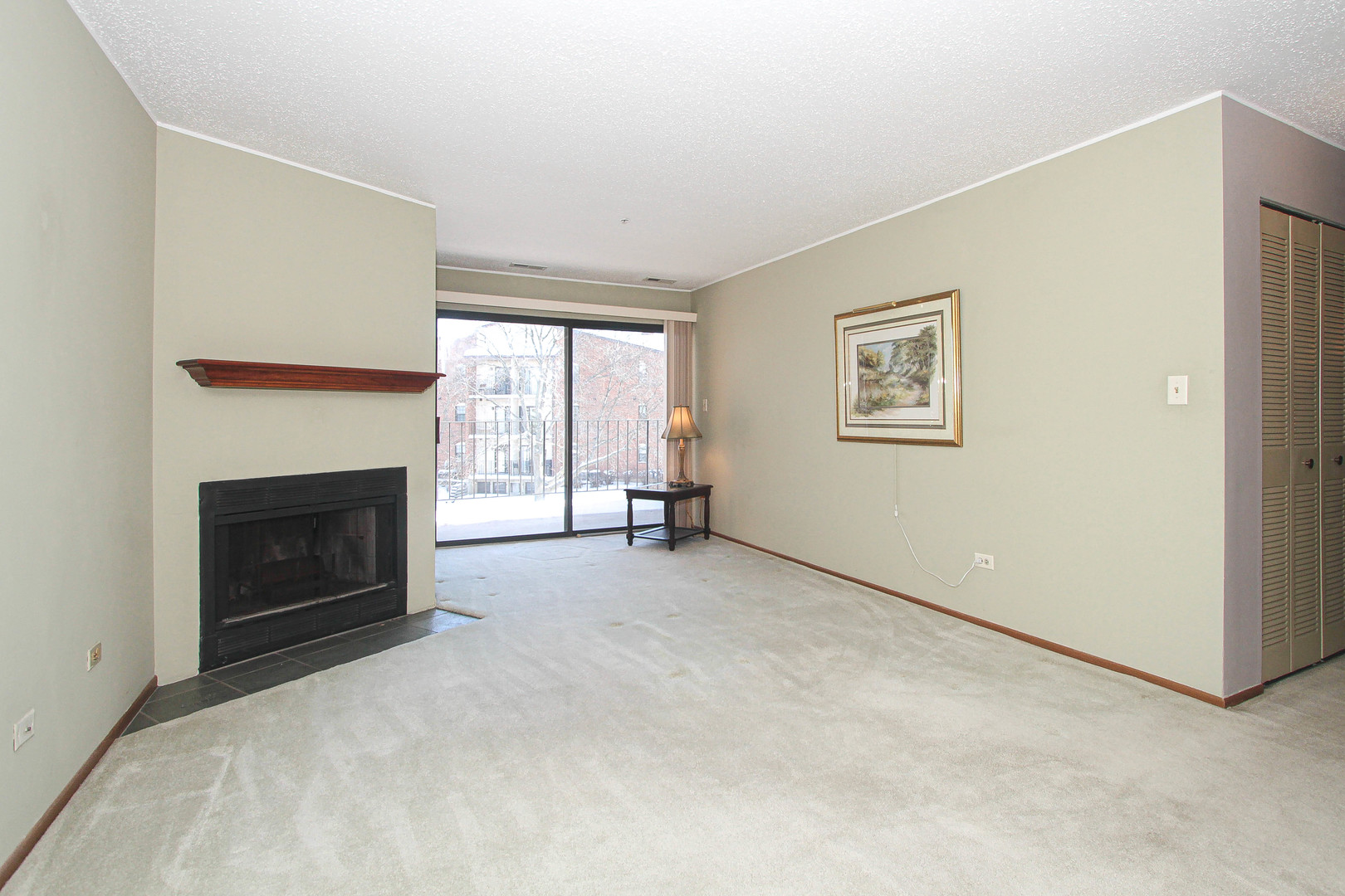 720 Weidner Road, Unit 205 Buffalo Grove, IL 60089 - Photo 2 of 27 Gallery Image 2