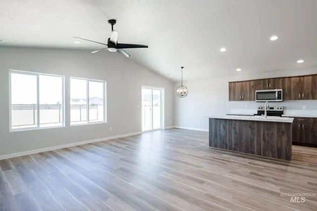 $379,990 | 1703 North Birch Street, Jerome, ID 83338