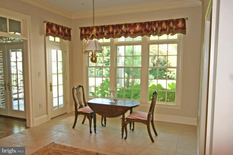 4536 Bachelors Point Road Oxford, MD 21654 - Photo 11 of 19 Breakfast Area