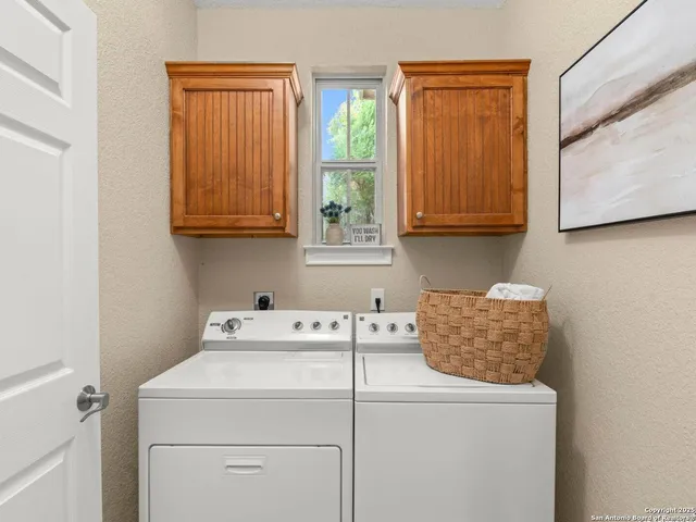 a house view with a outdoor space