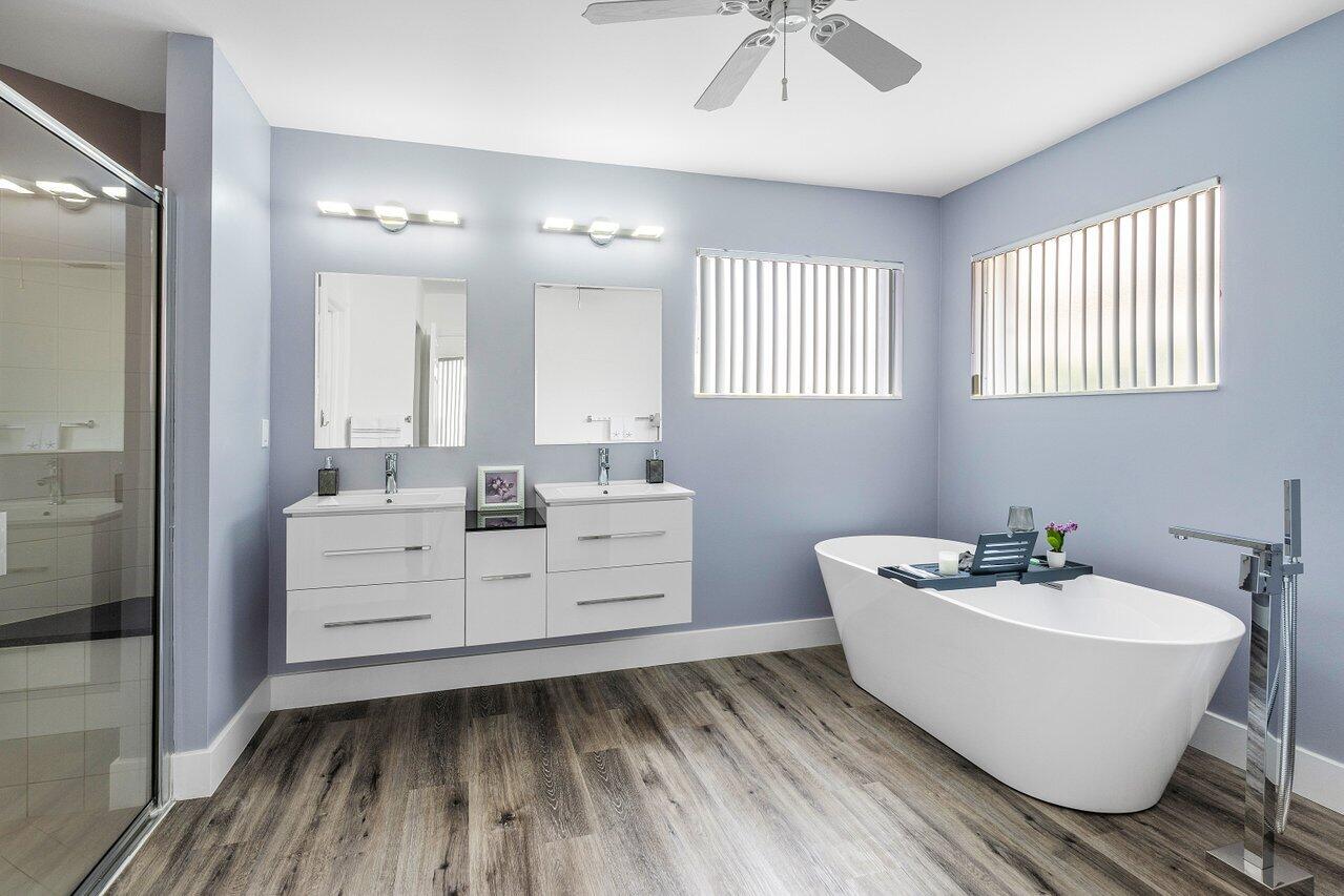 2802 Waters Edge Circle Greenacres, FL 33413 - Photo 24 of 52 Master Bath