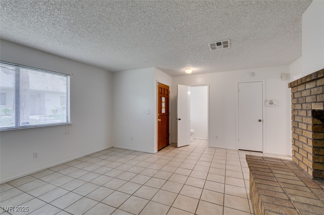 2681 Ruthe Duarte Avenue Las Vegas, NV 89121 - Photo 9 of 43