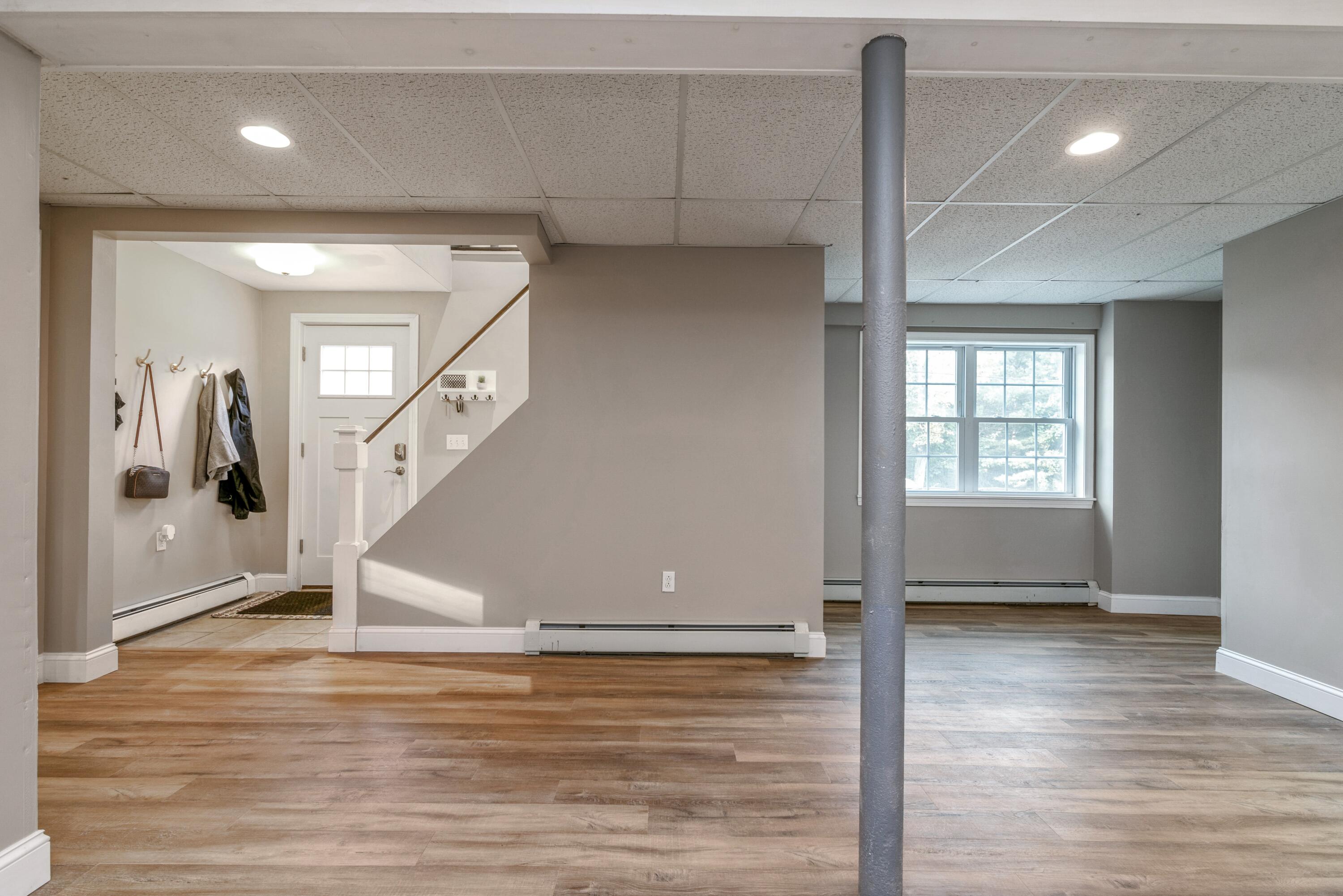 185 Vickery Road Auburn, ME 04210 - Photo 22 of 31 33_185VickeryRd_2035_HiRes