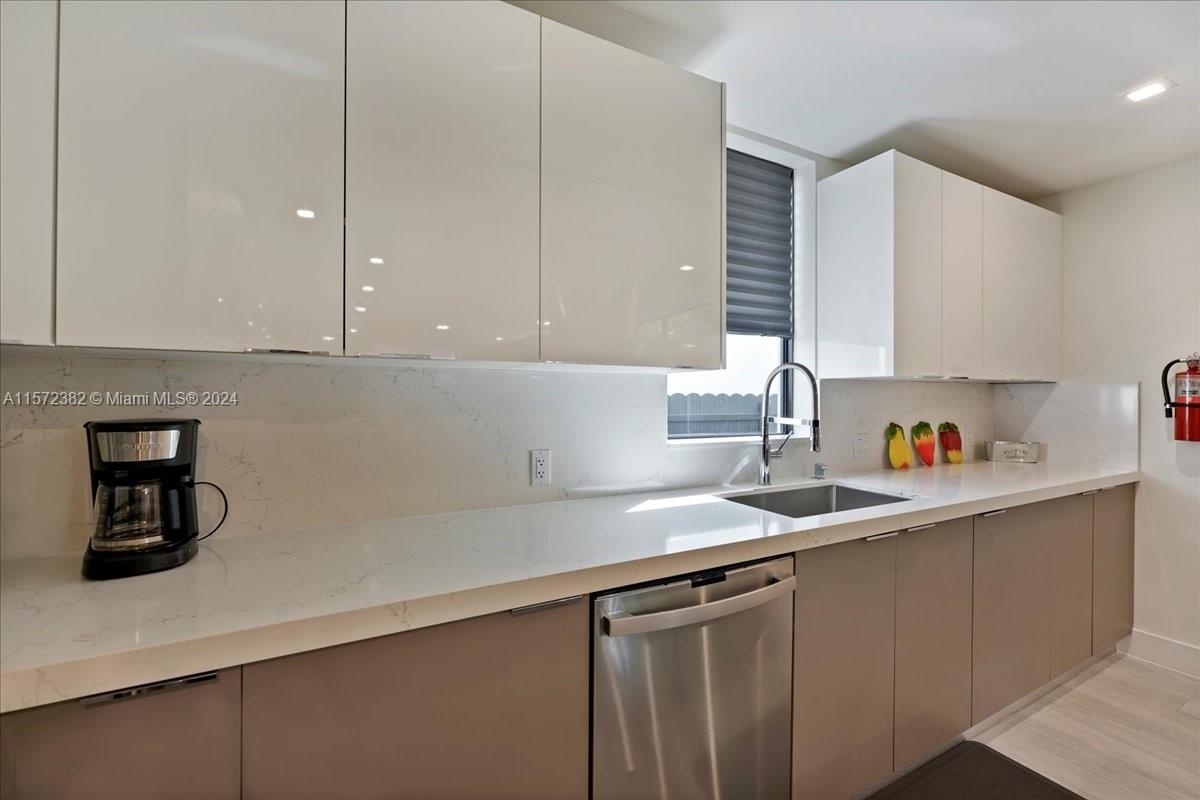1794 Southwest 9th Street, Unit B Miami, FL 33135 - Photo 54 of 86 Gallery Image 54