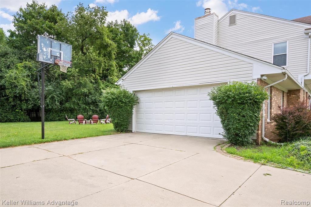 5016 Patrick Road West Bloomfield, MI 48322 - Photo 64 of 71 Gallery Image 64