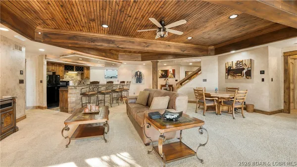 $2,800,000 | 864 Eagle Drive, Four Seasons, MO 65049