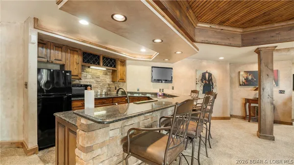 $2,800,000 | 864 Eagle Drive, Four Seasons, MO 65049