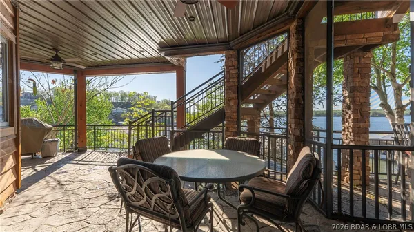 $2,800,000 | 864 Eagle Drive, Four Seasons, MO 65049