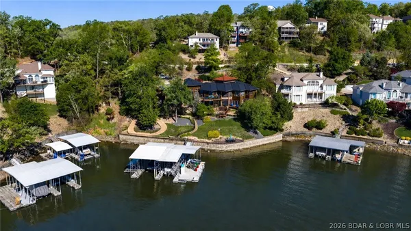 $2,800,000 | 864 Eagle Drive, Four Seasons, MO 65049