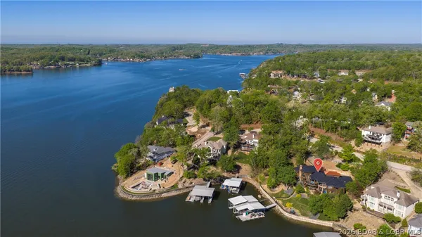 $2,800,000 | 864 Eagle Drive, Four Seasons, MO 65049