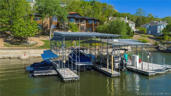 $2,800,000 | 864 Eagle Drive, Four Seasons, MO 65049