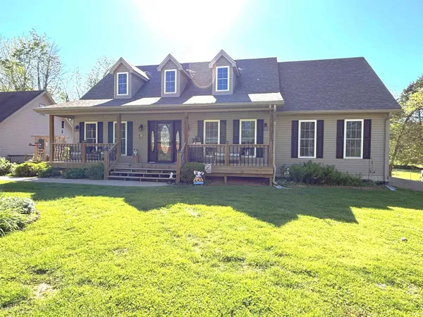 $449,500 | 590 Yockey Road, Mitchell, IN 47446