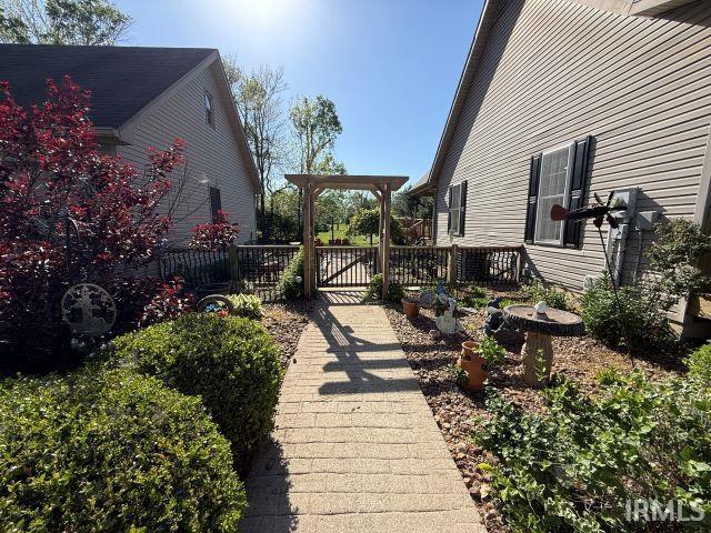 590 Yockey Road Mitchell, IN 47446 - Photo 3 of 36