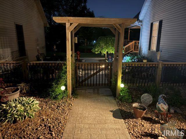 590 Yockey Road Mitchell, IN 47446 - Photo 4 of 36