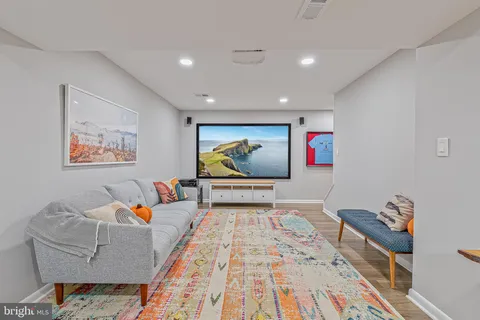 $799,900 | 3419 Ramsgate Terrace, Alexandria, VA 22309