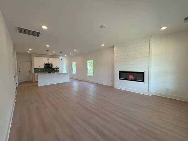 $572,571 | 942 Watercourse Court, Nashville, TN 37214